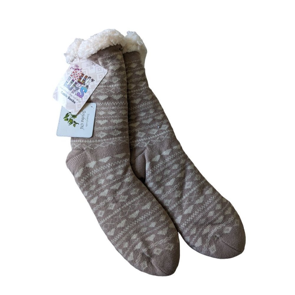NWT Muk Luks Cabin Socks With Jojoba Oil Size L/XL 9-11